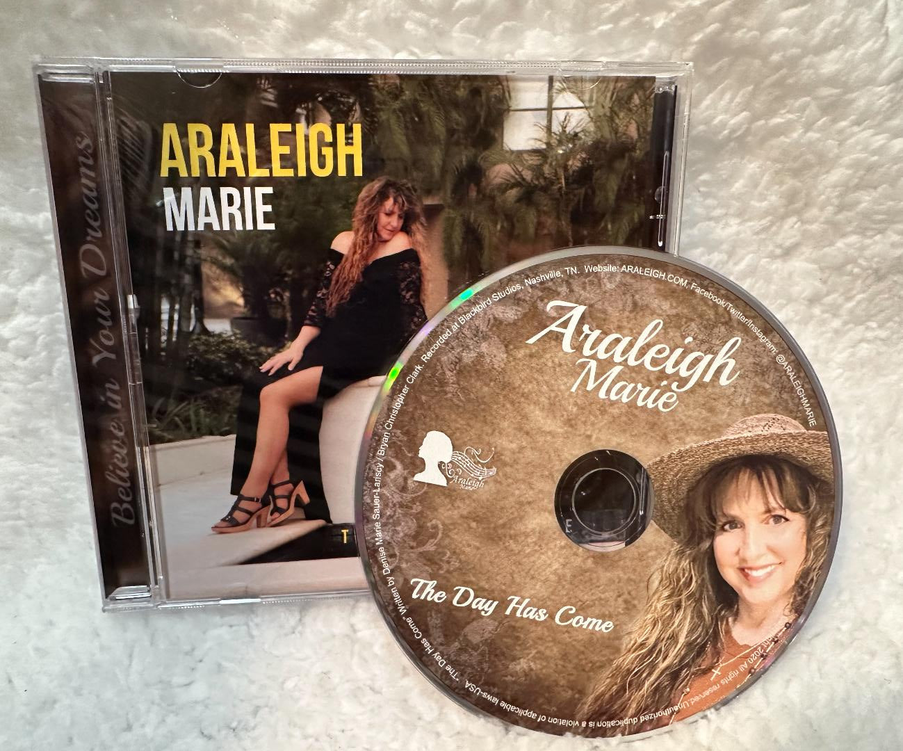 ARALEIGH MARIE - CD/SINGLE - "THE DAY HAS COME"